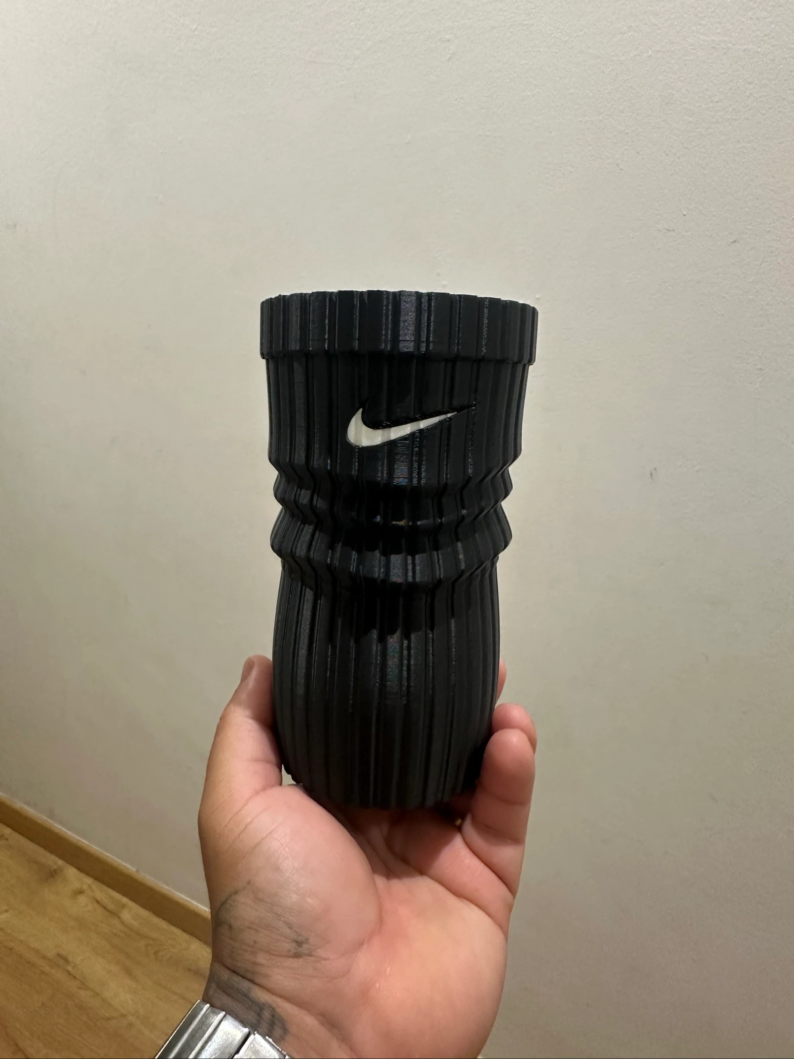Vaso de planta Nike – photo 3